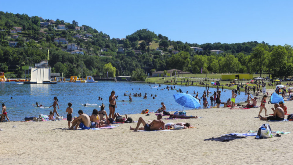 Base nautique Wam Park de Condrieu : baignade interdite à cause d’une pollution aux algues !