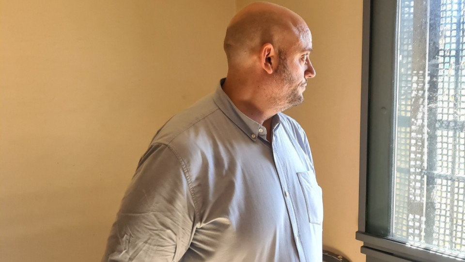 Près de Lyon : le sénateur Thomas Dossus en visite à la prison de Villefranche en pleine canicule