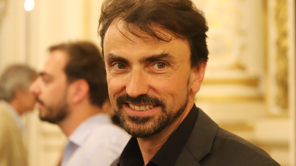 Face au réchauffement climatique, "le gouvernement n'est pas à la hauteur" selon le maire de Lyon Grégory Doucet