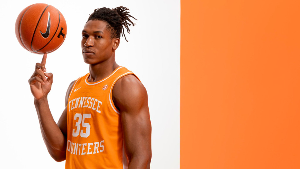 L'athlétique Yves Pons à l'ASVEL pour deux ans