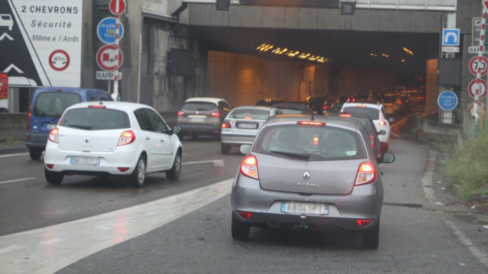 Chassé-croisé de l'été : une journée classée rouge avant un samedi noir sur les routes