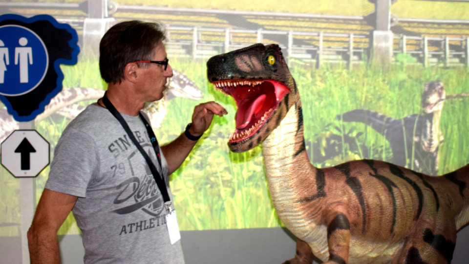 MiniWorld Lyon envahi par les dinosaures : tout n’est pas perdu