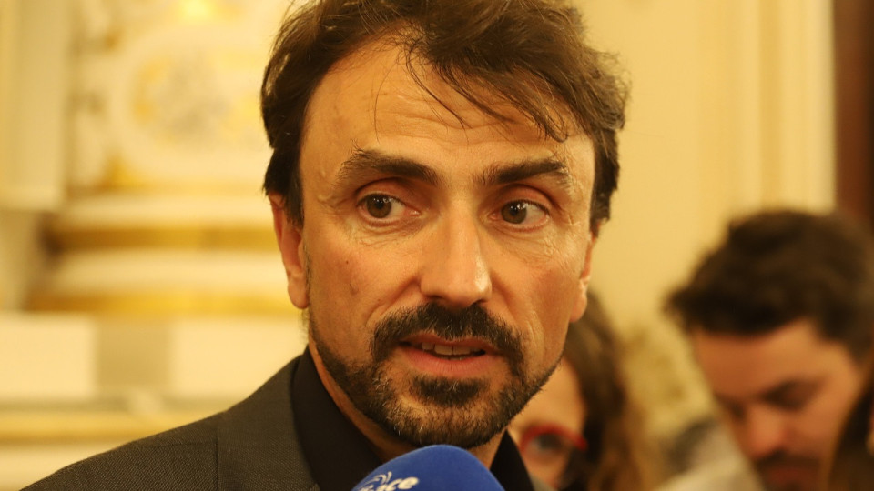 Grégory Doucet sur Gérald Darmanin : "Qu'il prenne des vacances et revienne en septembre bien reposé"