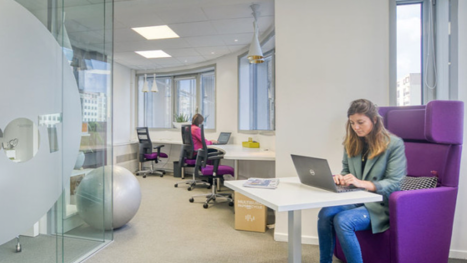 La Poste Immobilier acquiert Multiburo