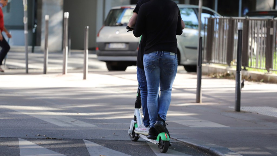 Les trottinettes électriques en libre-service désormais interdites aux mineurs à Lyon