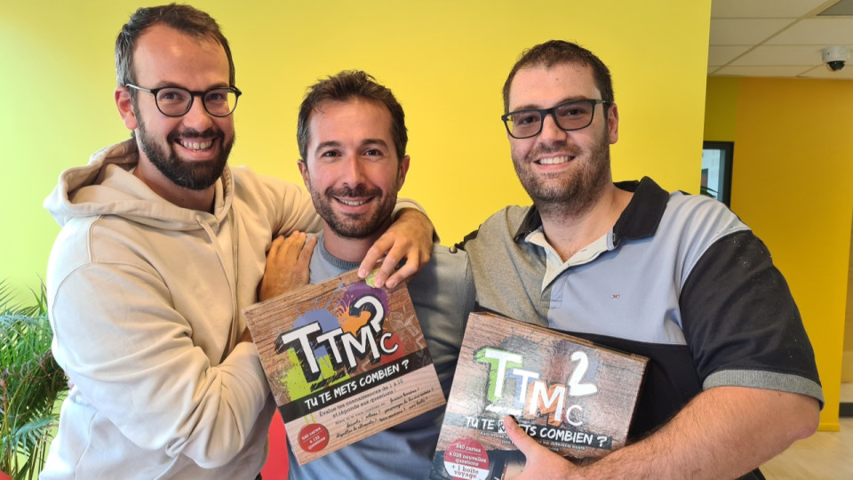 "Tu te mets combien ?", le jeu de société né à Lyon, revient avec de nouvelles questions encore plus décalées