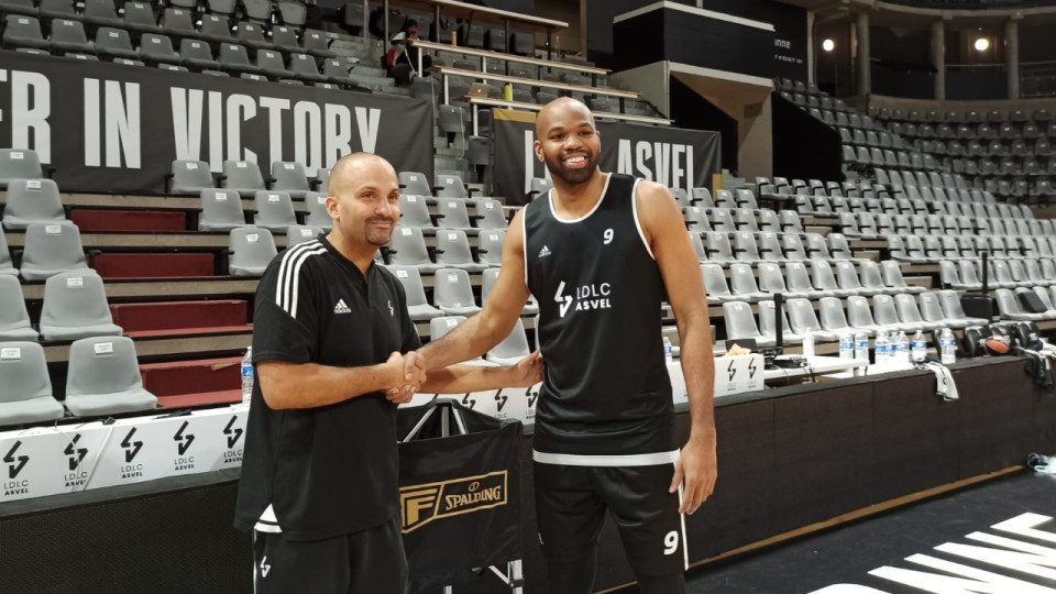 ASVEL : Joffrey Lauvergne blessé, Alex Tyus arrive