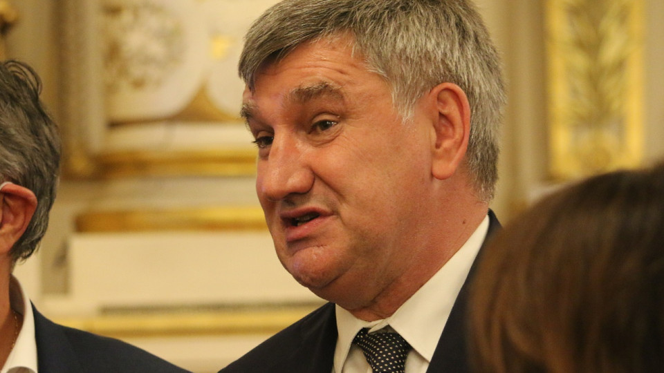 Emmanuel Macron va recevoir Christophe Guilloteau pour discuter du volontariat des sapeurs-pompiers