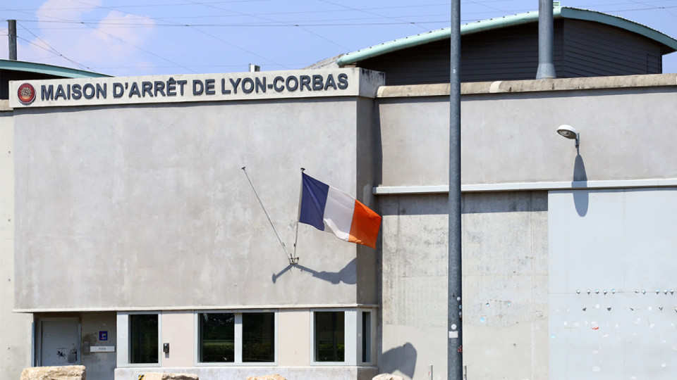 La prison de Lyon-Corbas fouill&eacute;e, des t&eacute;l&eacute;phones et des stup&eacute;fiants retrouv&eacute;s