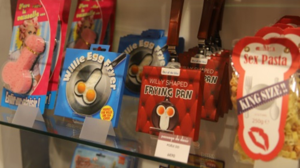 Lyon : on a fait un tour à Passage du Désir, "l’anti sex shop" du centre commercial de la Part-Dieu !