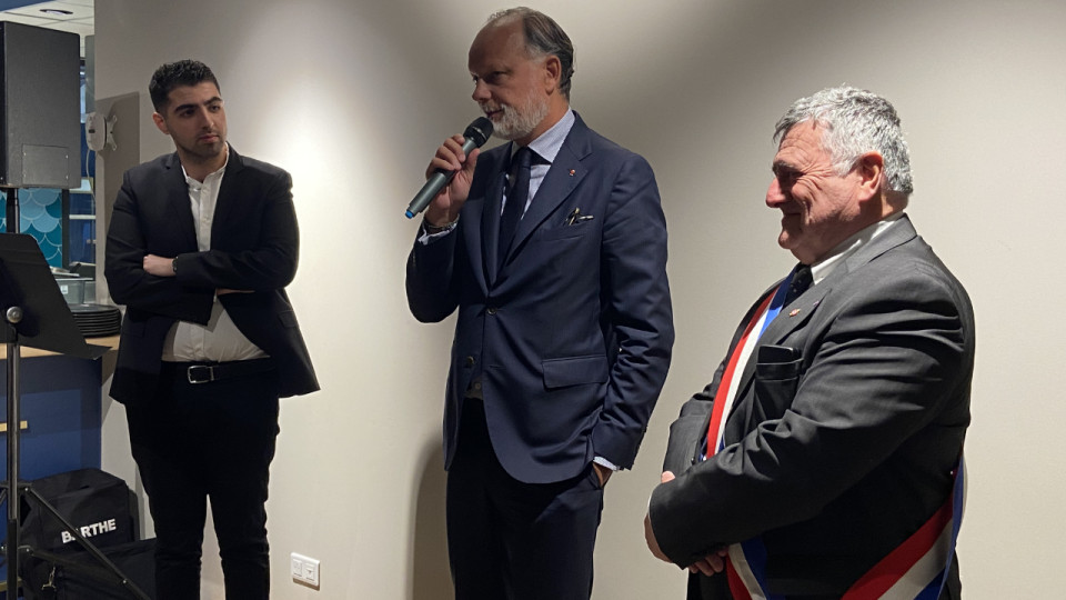 Edouard Philippe aux militants d'Horizons à Limonest : "Sans vision à 20 ou 30 ans, vous allez vous planter"