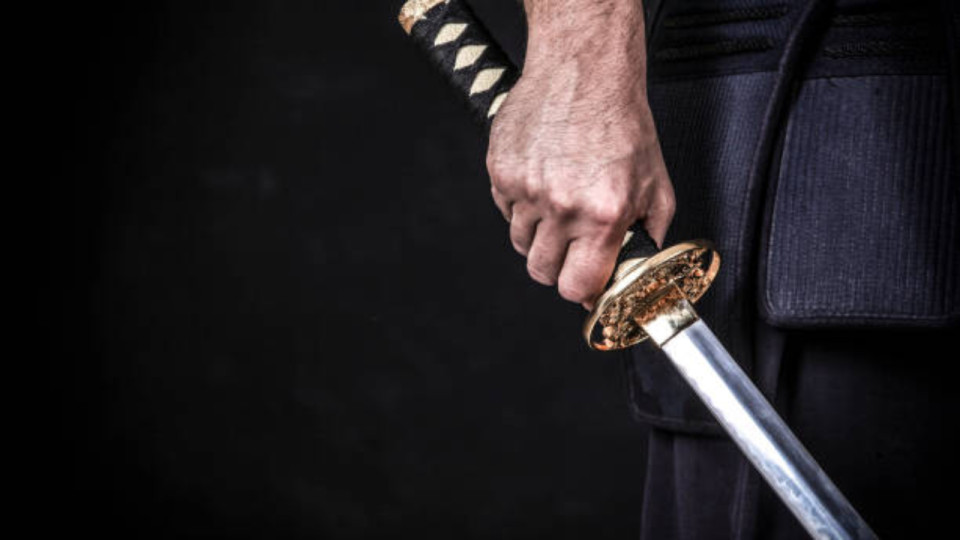 Pr&egrave;s de Lyon : il attaque son petit fr&egrave;re avec un sabre