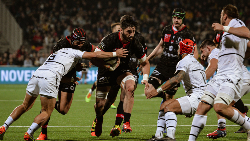 Le LOU Rugby affronte le Stade Toulousain dans un match choc