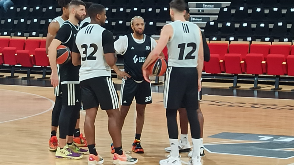 Euroligue : en pleine crise, l'ASVEL défie l'ogre barcelonais