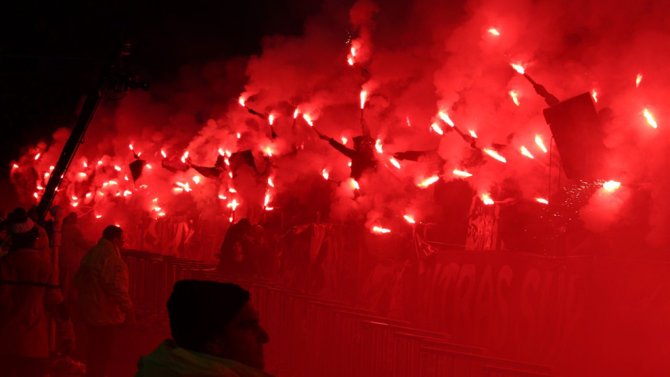 Fumigènes lors d'OL-Nice : le Kop Nord fermé par la commission de discipline de la LFP