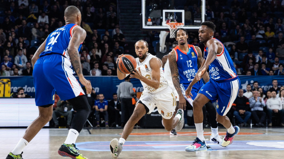 Euroligue : en Turquie, l’ASVEL rate l’exploit contre l’Efes Istanbul (78-72)
