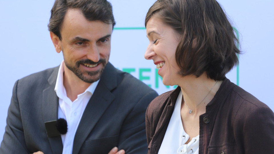 Sandrine Runel applaudie par le conseil municipal de Lyon : "Si vous avez besoin de conseils pour un bail, ne m'appelez pas"