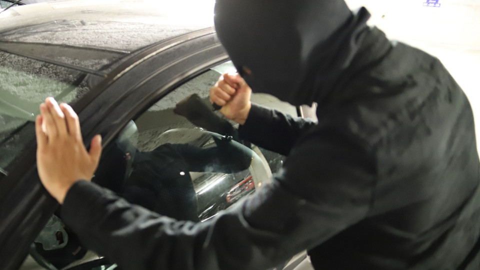 Lyon : deux hommes arrêtés pour vol de voiture