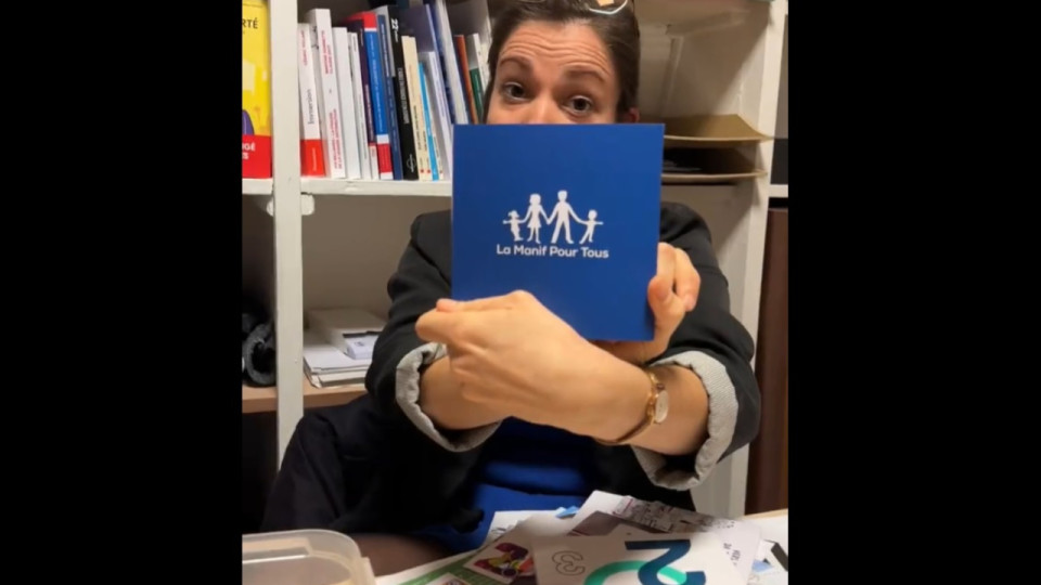 Lyon : la députée Marie-Charlotte Garin "trop saoulée" de recevoir une carte de voeux de la Manif pour Tous