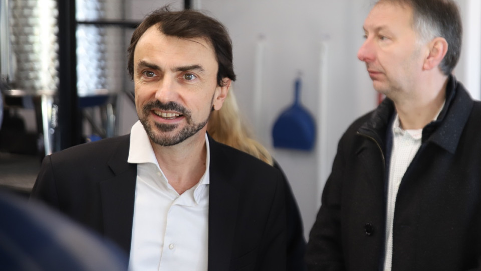 Grégory Doucet taclé par un membre du gouvernement sur les possibles dérives sectaires du salon Primevère