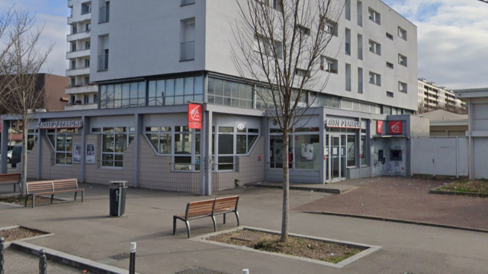 Lyon : sécurité renforcée dans le 8e, l'agence de la Caisse d'Epargne rouvrira ailleurs dans le quartier