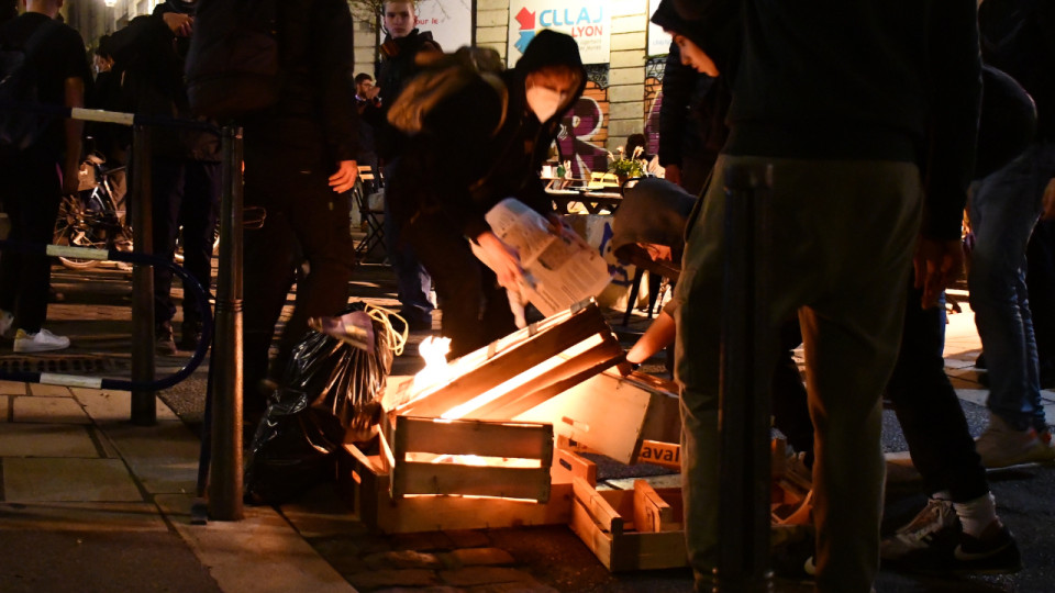 Lyon : nouvelles tensions nocturnes avant le retour de la manifestation de jour contre la réforme des retraites