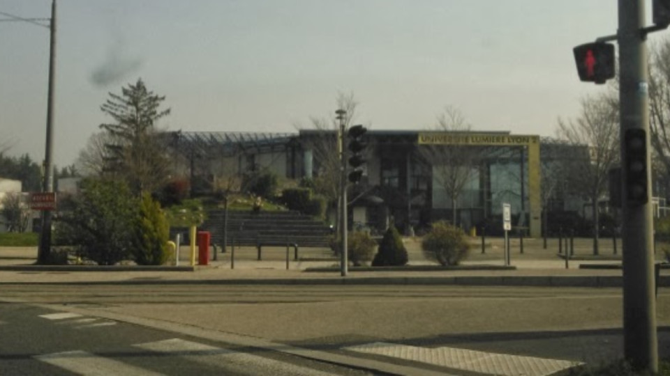 Près de Lyon : nouveau blocage au campus Porte des Alpes de l’Université Lyon 2 ce vendredi matin 