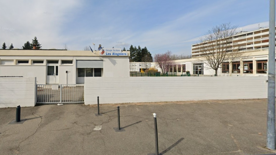 Cantine incendiée à Rillieux : des repas froids pour les enfants, au moins une interpellation menée