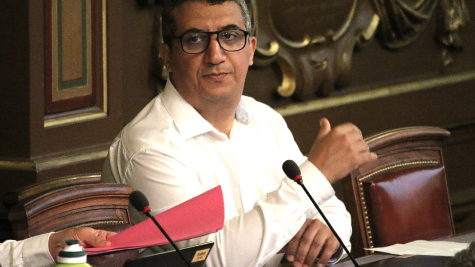 Lyon : l’adjoint à la Sécurité réagit à l’attaque d’un poste de police municipale sans définir les casseurs