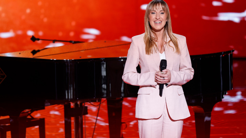 The Voice : les quatre coachs se retournent pour la lyonnaise Nade !