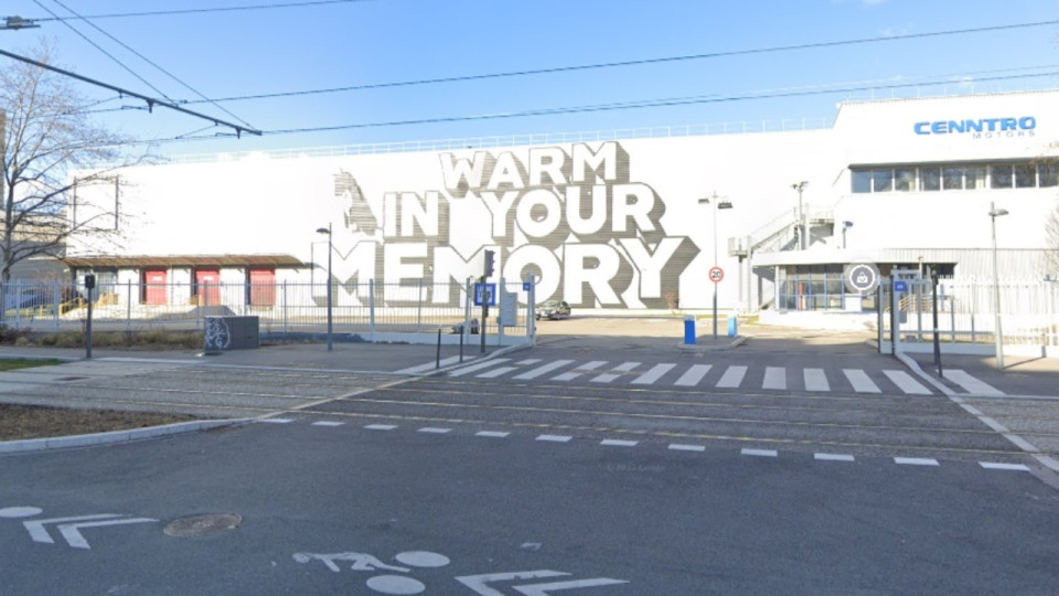 Il porte plainte contre la Métropole de Lyon pour une inscription en anglais sur la façade des anciennes usines Fagor-Brandt