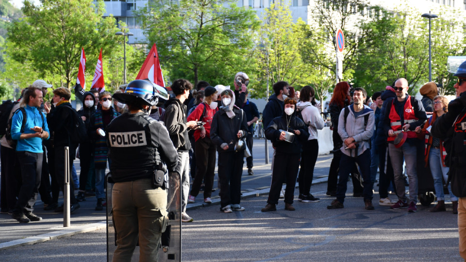 Lyon : une casserolade ce jeudi matin en marge d’un événement du Medef