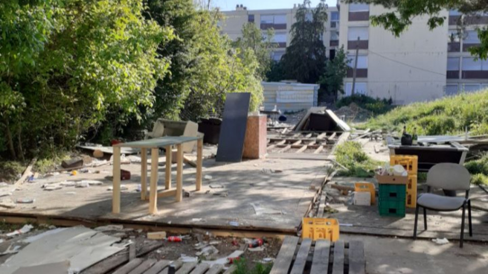 Appartements squattés, bar clandestin : un immeuble évacué ce mercredi à Bron