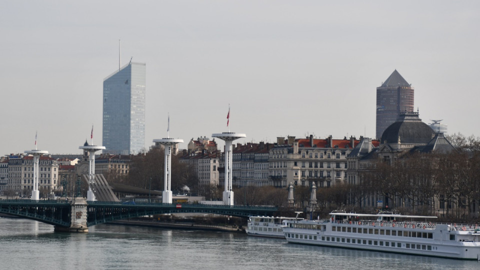 Pourquoi louer un bureau pour son entreprise &agrave; Lyon ?