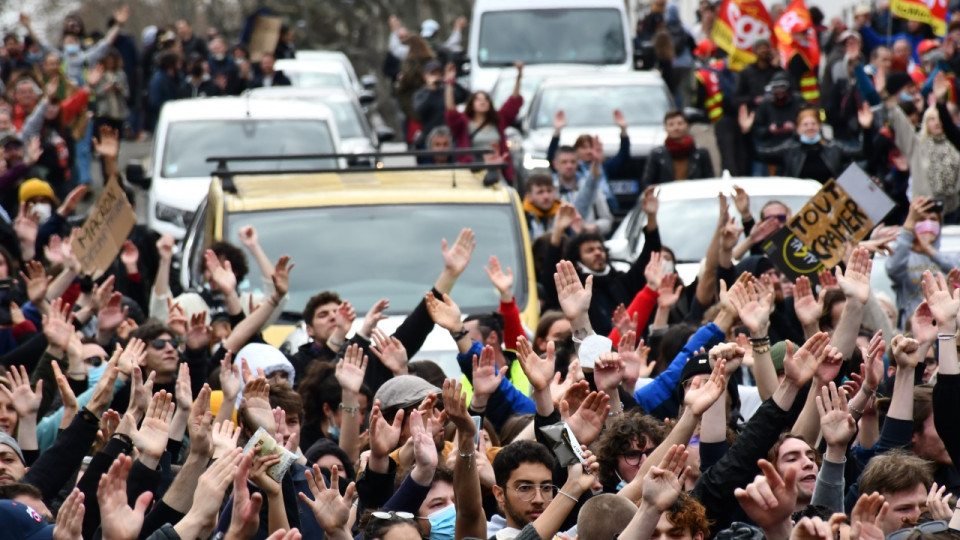 Lyon : un &ldquo;grand carnaval populaire&rdquo; pour protester contre la r&eacute;forme des retraites