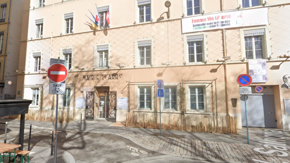 Lyon : une réunion des Soulèvements de la Terre contre le Lyon-Turin en mairie du 1er arrondissement