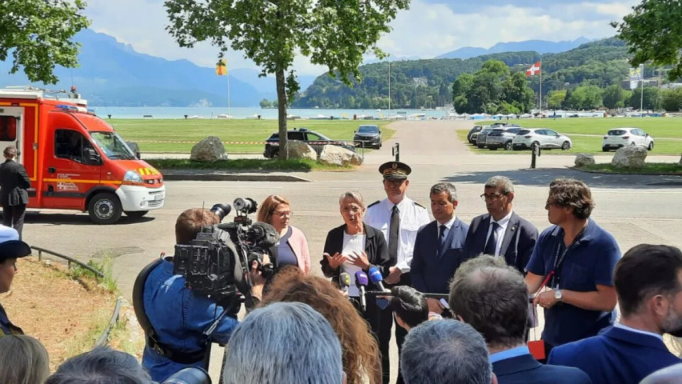 Attaque d'Annecy : Emmanuel Macron se rend sur place