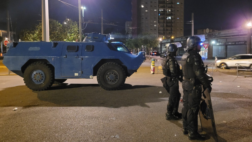 Emeutes et pillages à Lyon : vers la fin totale des tensions ? - DIRECT