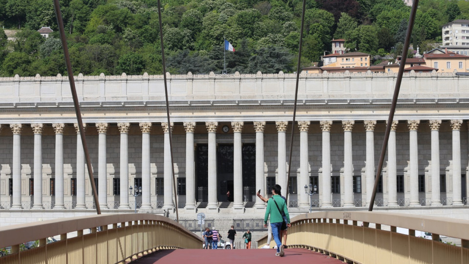 Proc&egrave;s des tueurs au marteau de Saint-Priest : le r&egrave;glement de comptes s'est termin&eacute; dans le sang