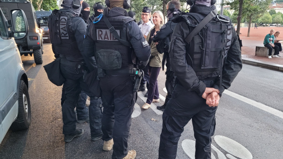 14 juillet : Gérald Darmanin redéploie le RAID et la CRS 8 à Lyon