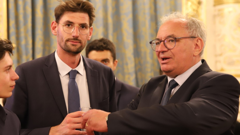 Bernard Perrut, ma petite entreprise familiale connaît la crise