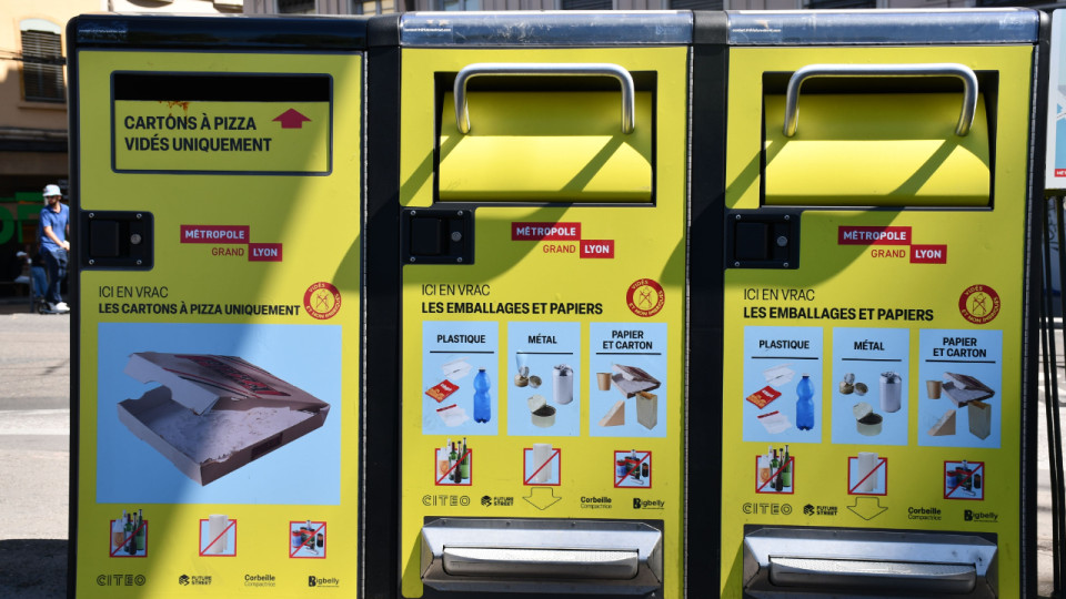 Lyon : une expérimentation en cours pour réduire la quantité de déchets sur les quais de Saône