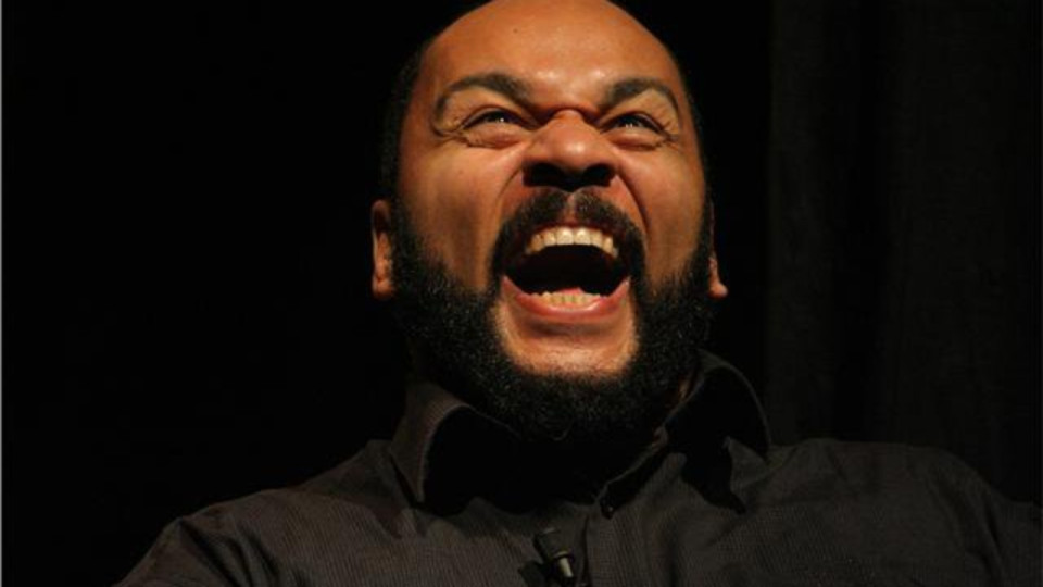 Dieudonné à Lyon : le CRIF demande à Grégory Doucet d’interdire ses représentations