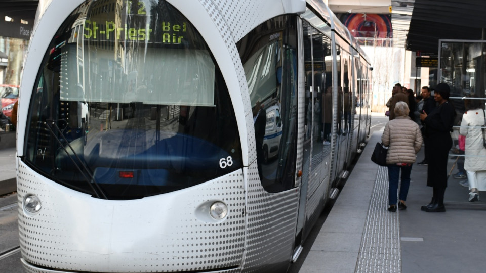 Lyon : le tramway T5 à l’arrêt ce lundi matin à cause d’une panne, le T2 perturbé (MàJ)