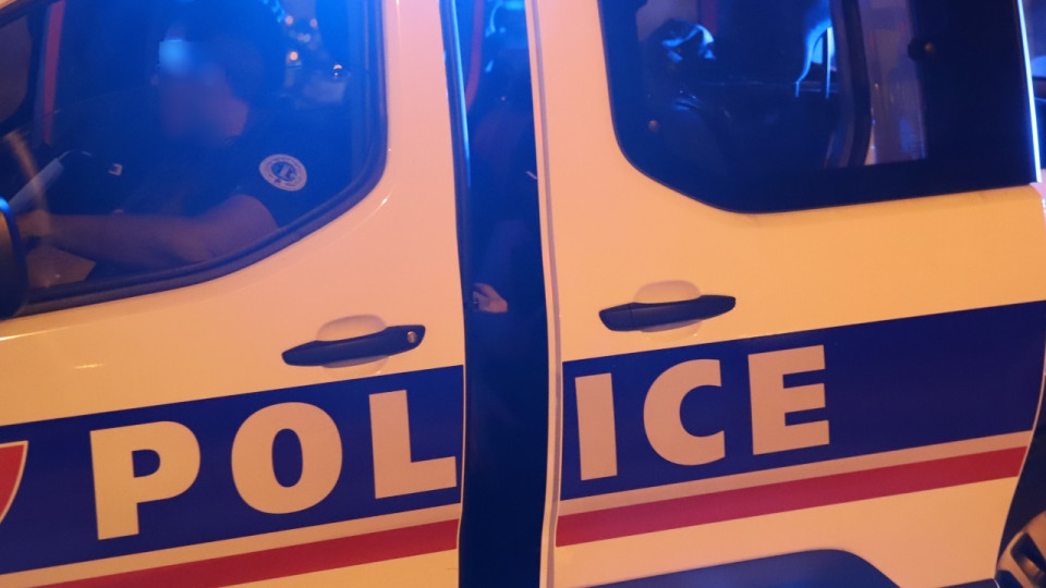 Lyon : il tente de se défenestrer après avoir frappé son ex-compagne, la police le sauve 