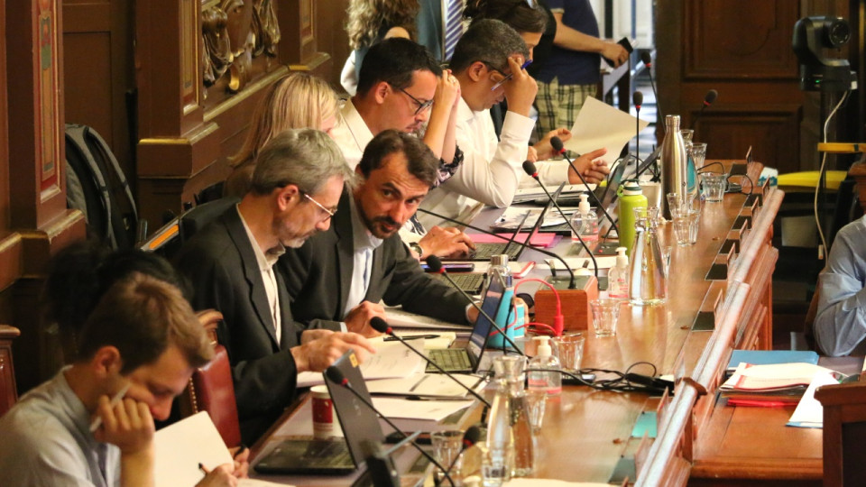 Six millions d'euros débloqués par la Ville de Lyon pour offrir une prime et d'autres avantages à ses agents