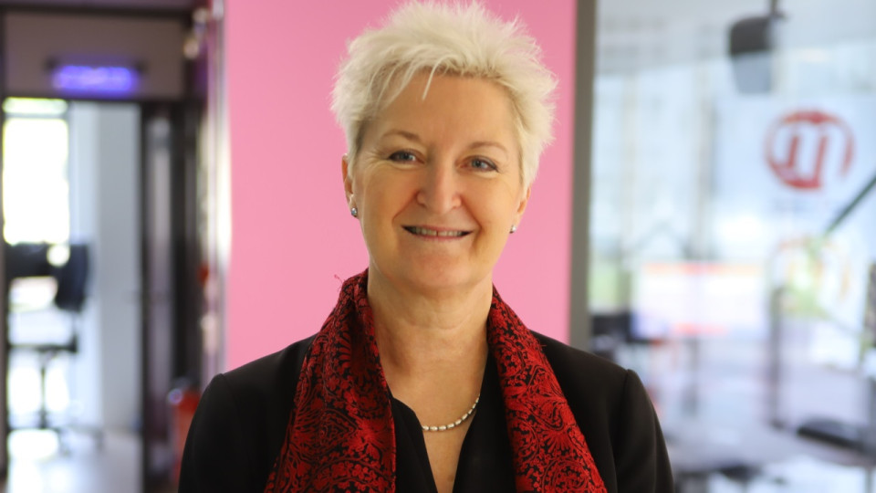 Isabelle Bertolotti : "Un moment décisif dans l'histoire de l'art avec la toile de 140 mètres de long de Sylvie Selig"