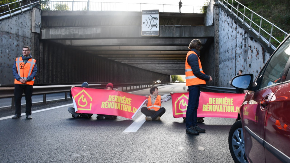 Blocage de la M6 par Dernière Rénovation : la droite demande à la Métropole de Lyon de porter plainte