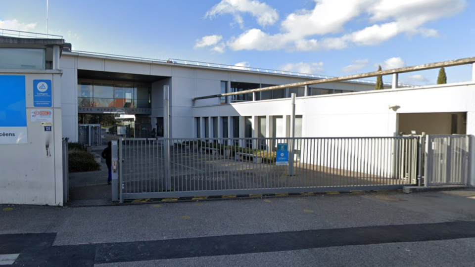 Villeurbanne : des élèves écartés après avoir menacé de "décapiter" une enseignante