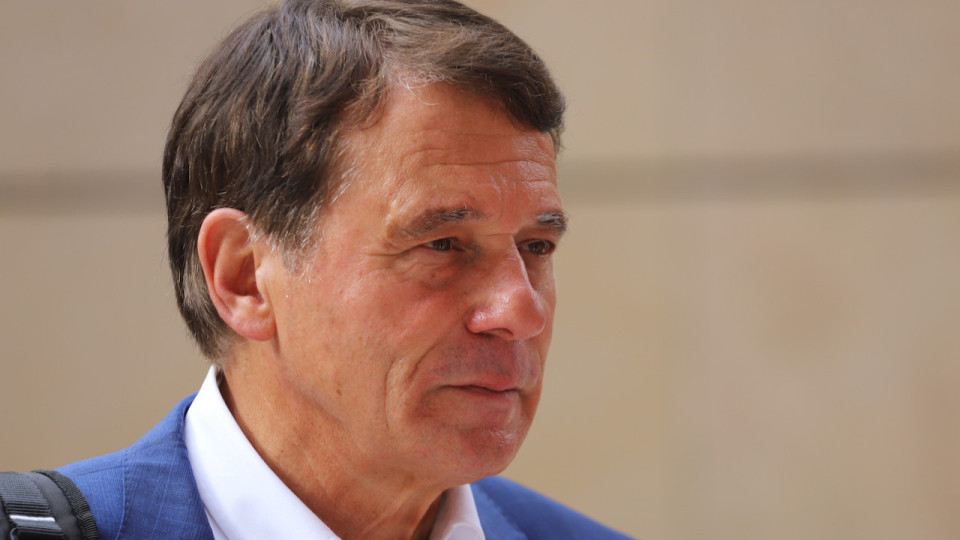 Michel Rantonnet poussé une nouvelle fois vers la porte de sortie par les élus de Francheville